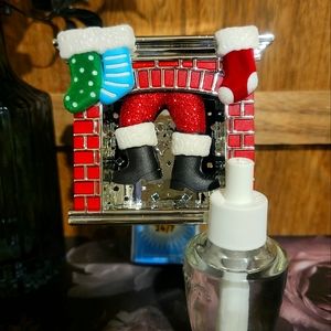 B&BW 🎅🏼 🔥🧱 Down The Fireplace Wallflower Plug
